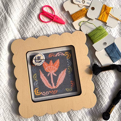 Scallop Square 4.5 x 4.5" Needlepoint Stretcher Frame