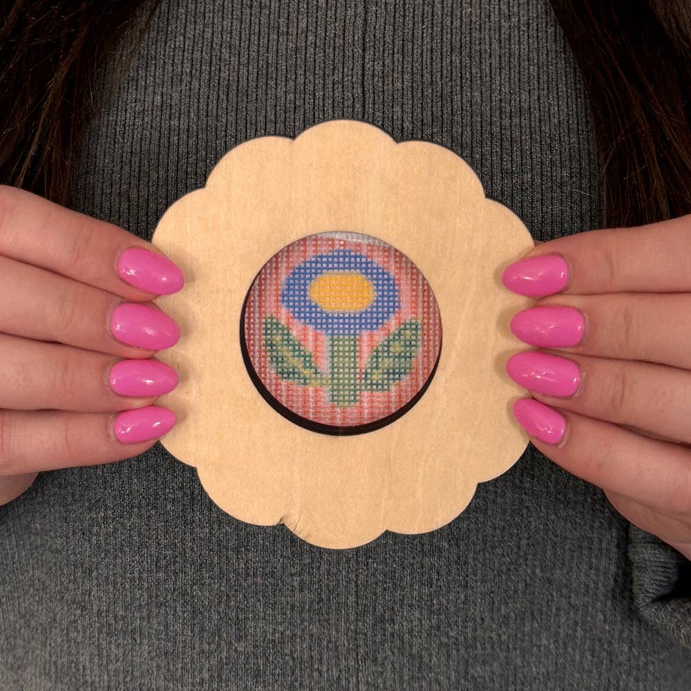 Scallop Round 2" x 2" Mini Needlepoint Stretcher Frame